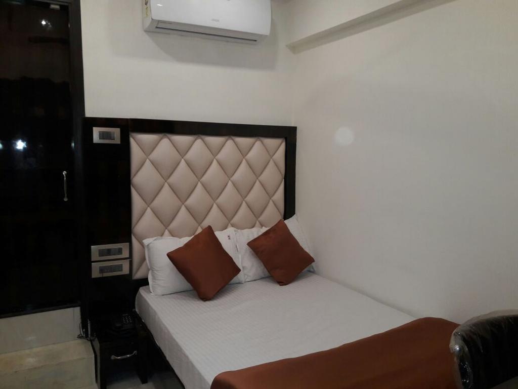 Hotel Karishma Bombay Extérieur photo