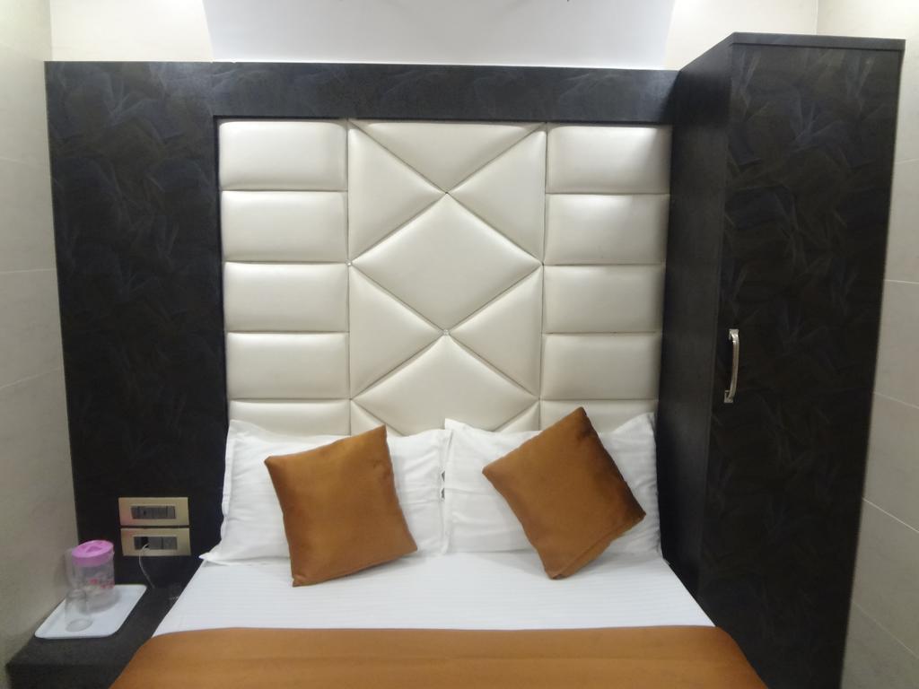 Hotel Karishma Bombay Extérieur photo