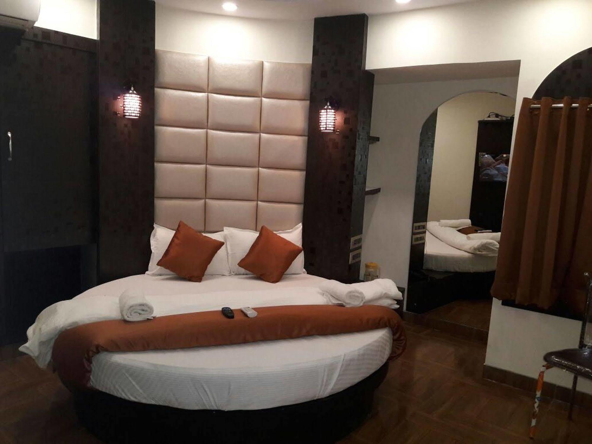 Hotel Karishma Bombay Extérieur photo